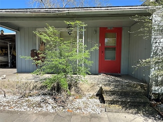 7025 Shannon St, Hitchcock, TX 77563