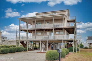 132 Reeves St, North Topsail Beach, NC 28460