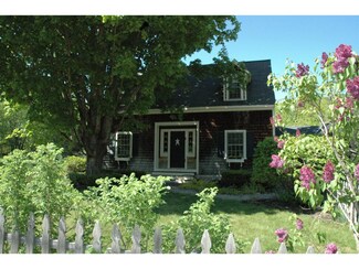 79 Piscataqua Rd, Durham, NH 03824