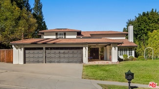 22435 Cairnloch St, Calabasas, CA 91302