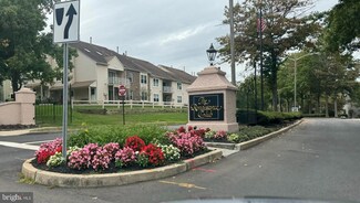 552-A A Thornwood Dr, Mount Laurel, NJ 08054
