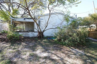 15103 N 20th St, Lutz, FL 33549