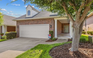 1705 SW Paloma Ct, Lake City, FL 32025