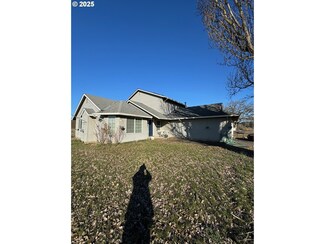 7131 NE Highway 240, Yamhill, OR 97148