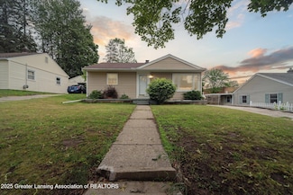 536 Hunter Blvd, Lansing, MI 48910