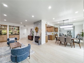 1944 Glendon Ave Unit 209, Los Angeles, CA 90025