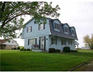 1388 W Pittsburgh St, Scottdale, PA 15683