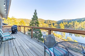 24375 Zurich Dr, Crestline, CA 92325