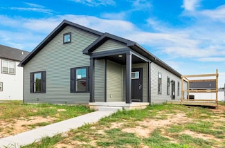 1105 Edgar Allan Rd, Evansville, IN 47725