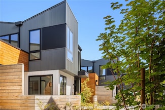 224 Canopy Path NW, Bainbridge Island, WA 98110