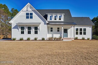 6 Spearhead Dr, Whispering Pines, NC 28327