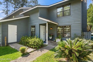 28 Battery Ln, Beaufort, SC 29902