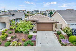 2177 Gemini Ln, Roseville, CA 95747