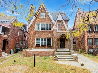 16160 La Salle Ave, Detroit, MI 48221