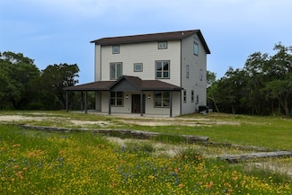 8600 Lakeview Dr, Cleburne, TX 76033