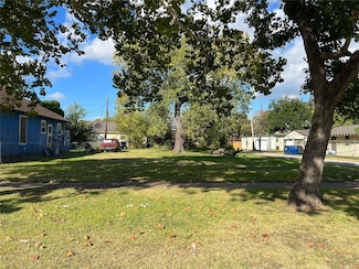 705 Ml King jr St, Texas City, TX 77590