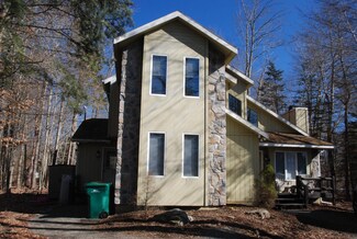 140 Winding Hill Rd, Pocono Pines, PA 18350