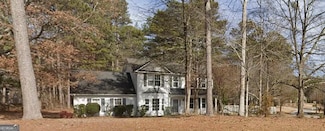 8606 Foxridge Dr, Winston, GA 30187