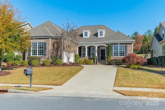 15016 High Bluff Ct, Charlotte, NC 28278