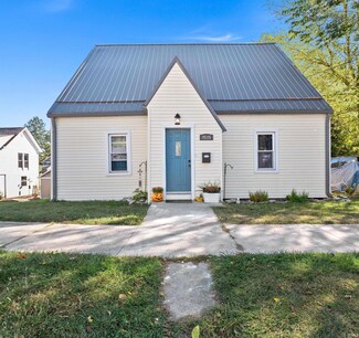 1535 Byron St, Huntington, IN 46750