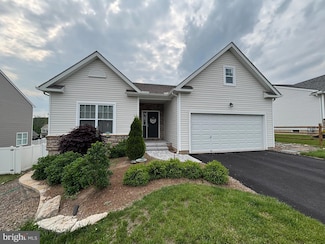 718 Quarry Rd, Drums, PA 18222