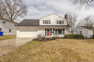 3852 Edinburgh Dr, Youngstown, OH 44511