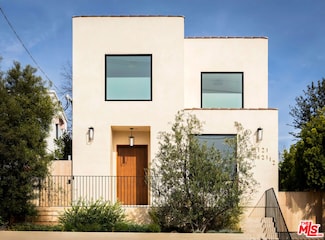 4121 Clayton Ave, Los Angeles, CA 90027