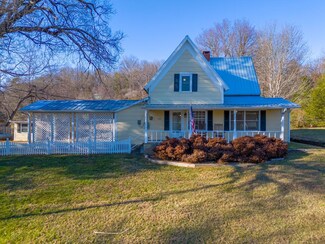 529 Union School Rd, Franklin, NC 28734