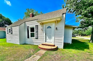 312 2nd St, Cuero, TX 77954