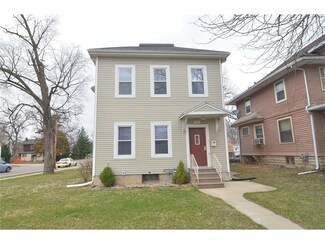 1600 A Ave NE, Cedar Rapids, IA 52402
