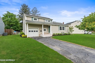 183 Crestview Dr, Middletown, NJ 07748
