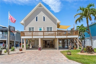 249 Pearl St, Fort Myers Beach, FL 33931