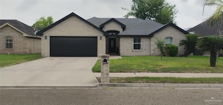 504 Monterrey Dr, Alamo, TX 78516