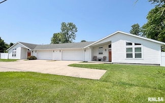 2800 W Chautauqua St, Carbondale, IL 62901