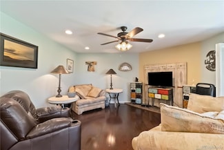 3319 S Monaco Street Pkwy Unit A, Denver, CO 80222