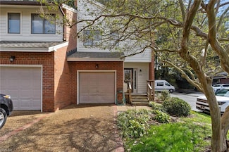 692 Coquina Ln, Virginia Beach, VA 23451