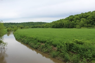 3954 Oak Rd, Potosi, WI 53820