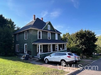 410 Dodge St, Houghton, MI 49931