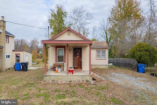 75 Hickory Ave, Mantua, NJ 08051