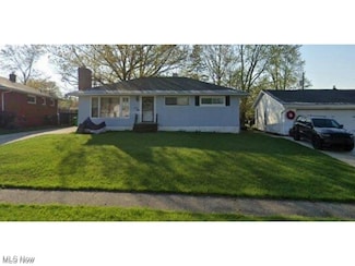 4461 Brookton Rd, Cleveland, OH 44128