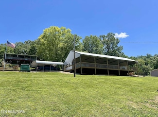 645 Blue Springs Rd, Speedwell, TN 37870