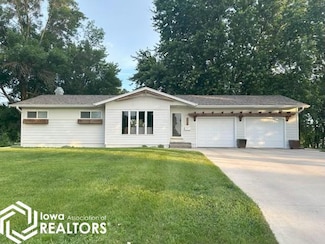 3202 5th St, Emmetsburg, IA 50536