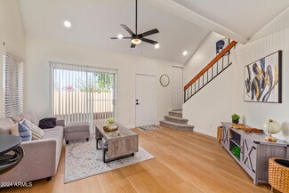 7444 N 43rd Ln, Glendale, AZ 85301