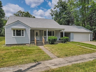 1041 Shoemaker Ave, Wyoming, PA 18644