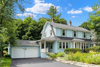 38 Lincoln St, Andover, MA 01810
