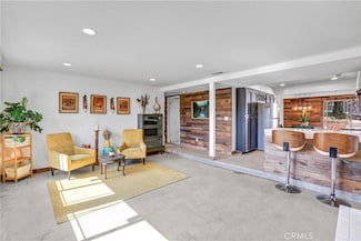 9605 Farmington Dr, Lakeside, CA 92040