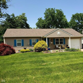 226 N Park Dr, Seymour, IN 47274