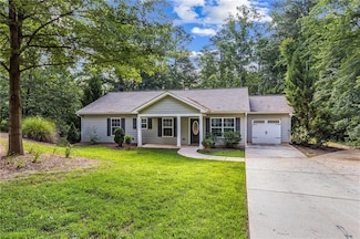 5706 Forest Place, Acworth, GA 30102