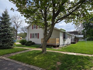 122 N Indiana St, Bremen, IN 46506