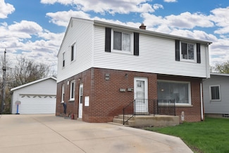 9902 W Becher St, Milwaukee, WI 53227